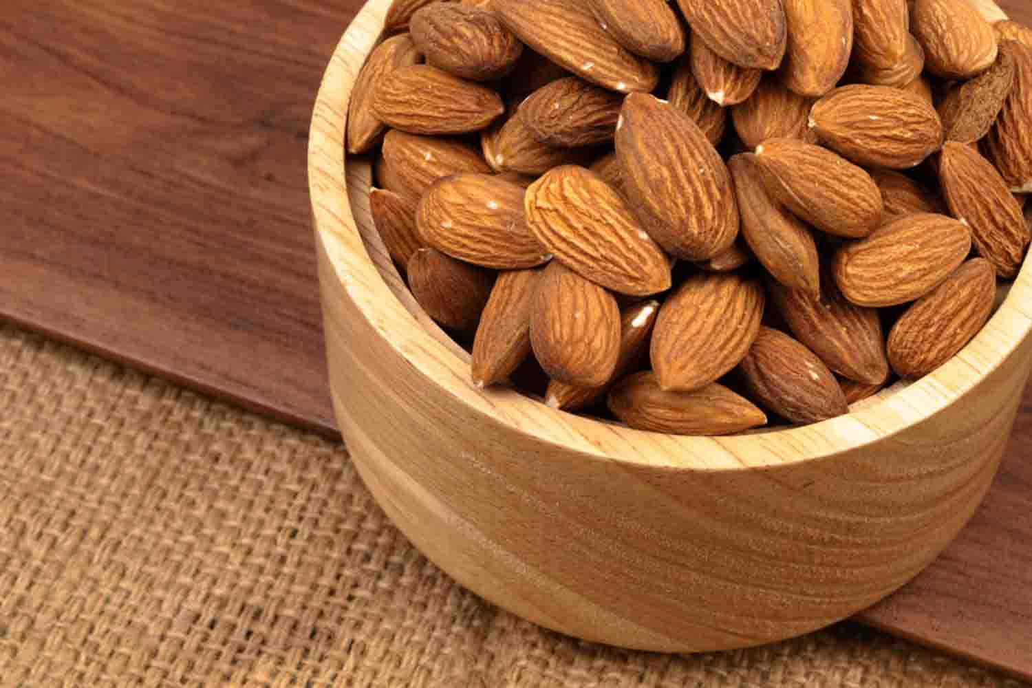 Small Almond